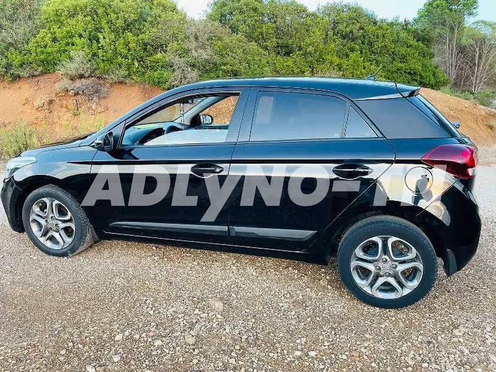 Une belle voiture Hyundai i20 premier main année fin 2018 58710279 à Bizerte - Photo 6