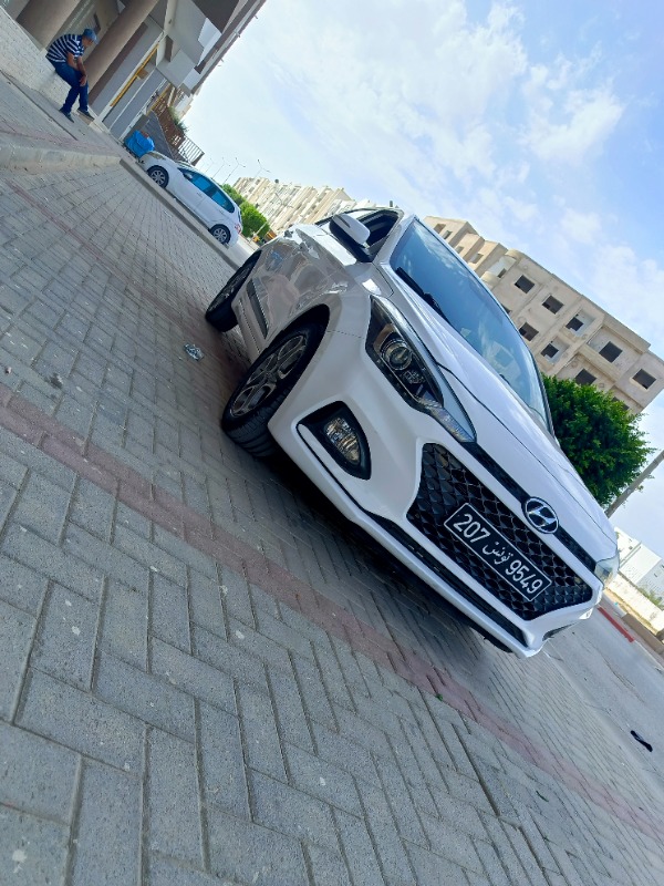 Hyundai I20 Essence 2019 à Ben Arous - Photo 8