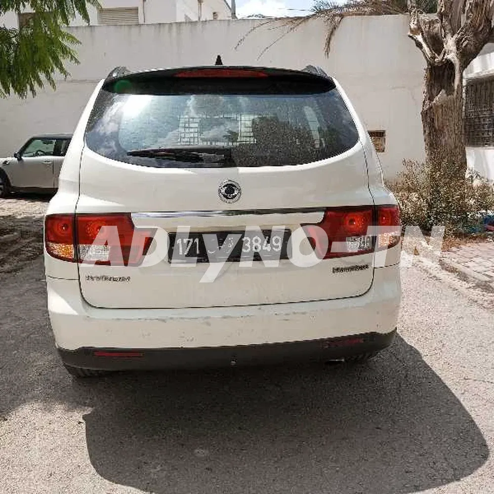 ssangyon kyron 4*4 BVA TOIT ouvrant à Ariana - Photo 3