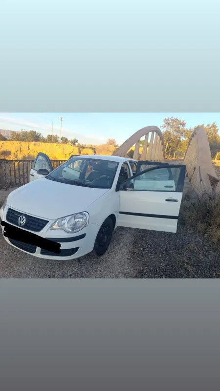 Volkswagen Polo Essence 2006 à Ariana - Photo 9