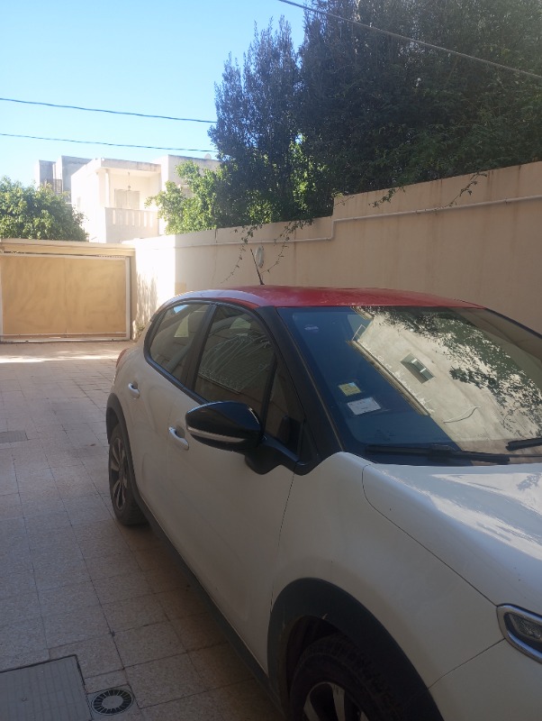 Citroen C3 Essence 2018 à Ben Arous - Photo 4