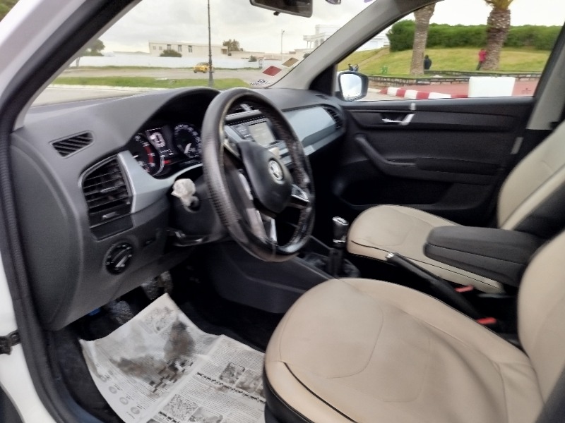 Skoda Fabia Essence 2015 à Bizerte - Photo 3