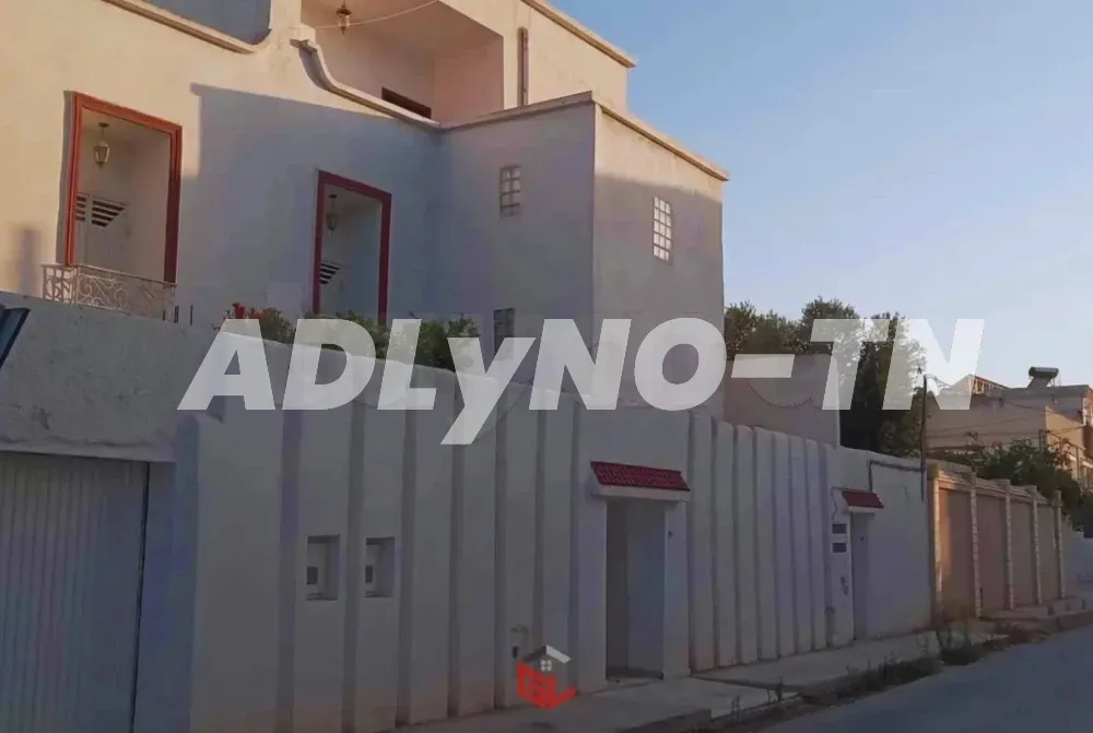  وسيط عقاري 