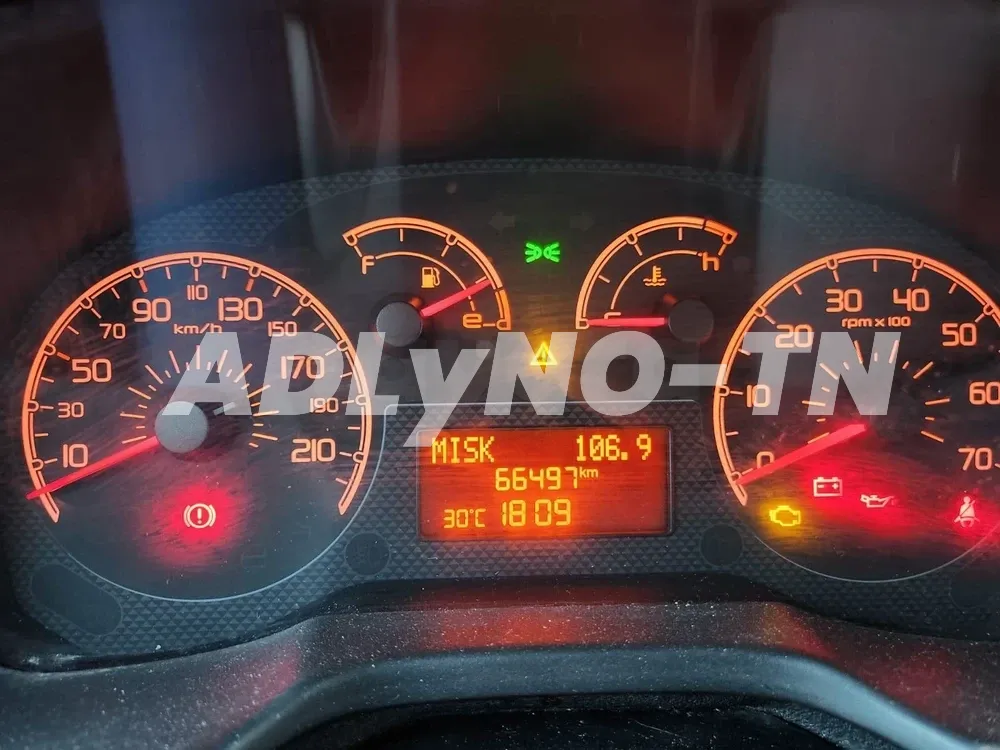 A vendre une magnifique PEUGEOT BIPPER à Ariana - Photo 2