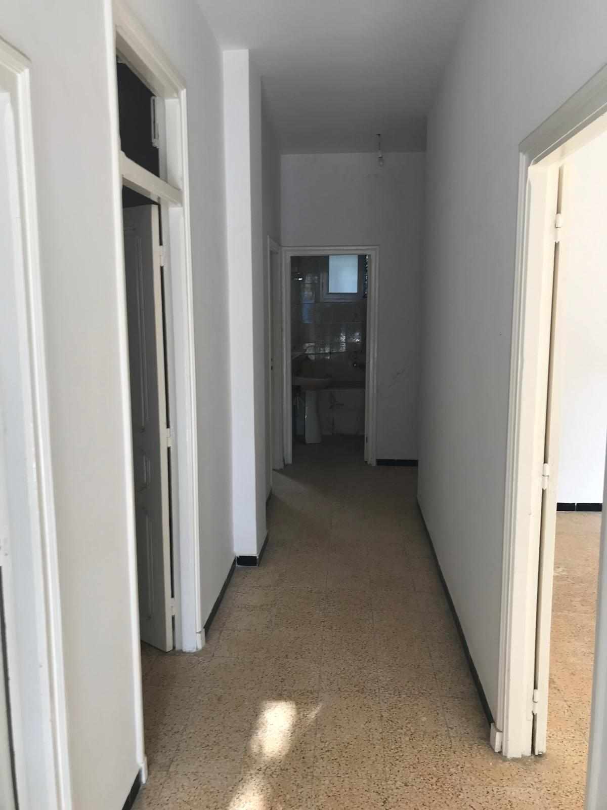    Rez de chaussée 3pcs à Tunis - Photo 2
