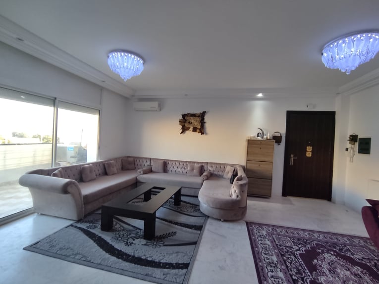  un appartement s+2 au 3éme étage(sans ascenseur)a louer situé a bardo cité errawdha en face station rfr 