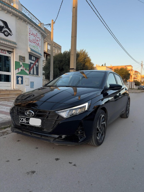 Hyundai I20 Essence 2023 à Tunis - Photo 1
