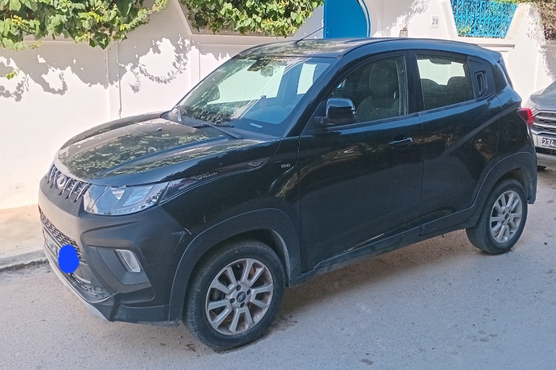 Mahindra KUV 100 Essence 2018 à Ariana - Photo 1