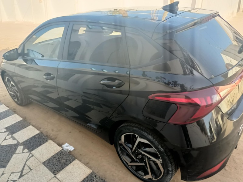 Hyundai I20 Essence 2021 à Medenine - Photo 1
