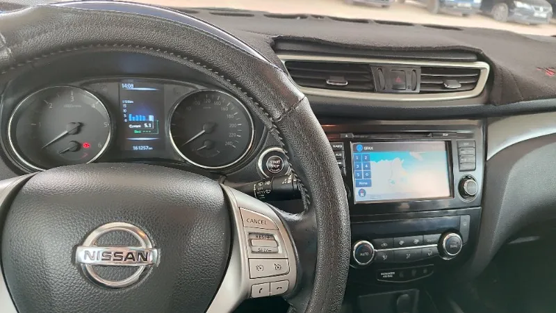 Nissan Qashqai Diesel 2017 à Sfax - Photo 6