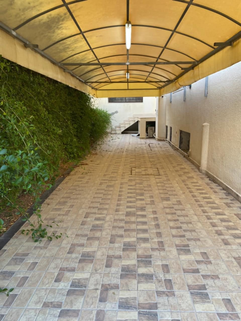     Une villa bureautiqu à Tunis - Photo 4