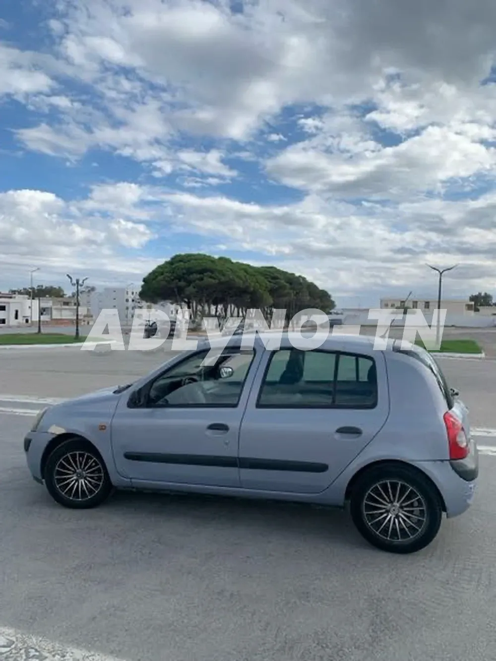 clio bombé pré compus à Bizerte - Photo 6