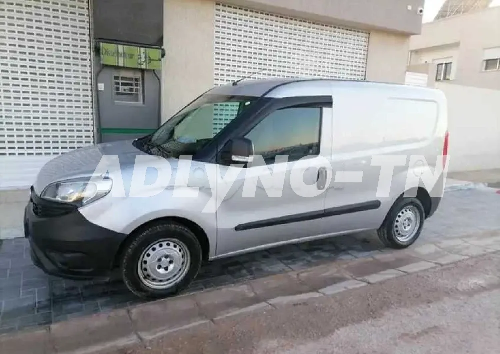 fiat doblo 2019 à Sfax - Photo 1