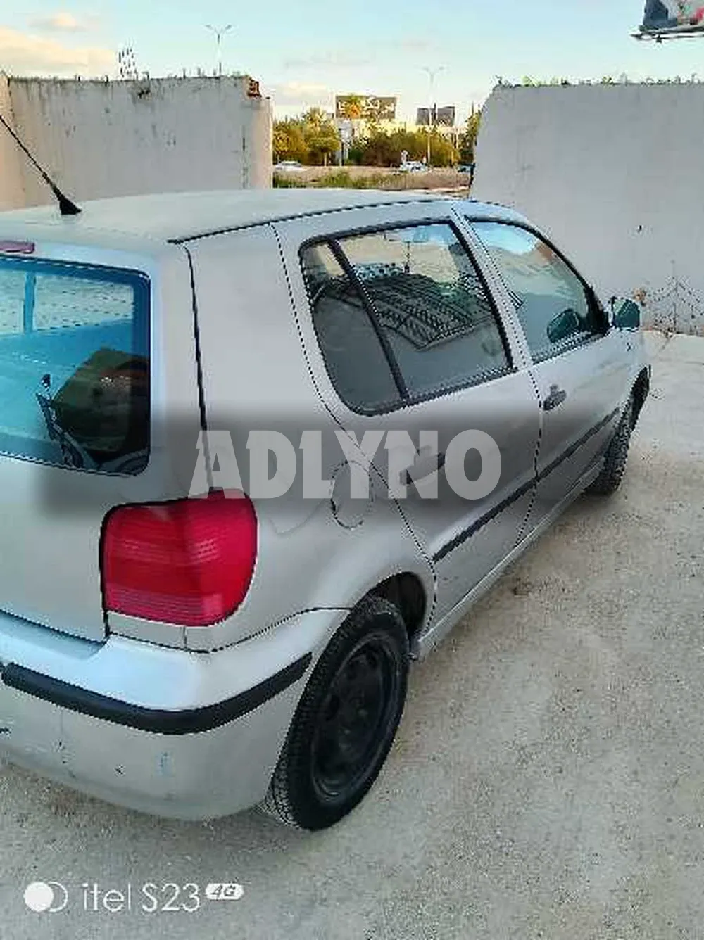 polo 4 1.0 à Tunis - Photo 7