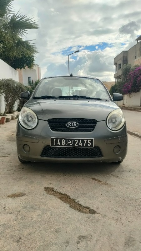 Kia PICANTO Essence 2010 à Ariana - Photo 7