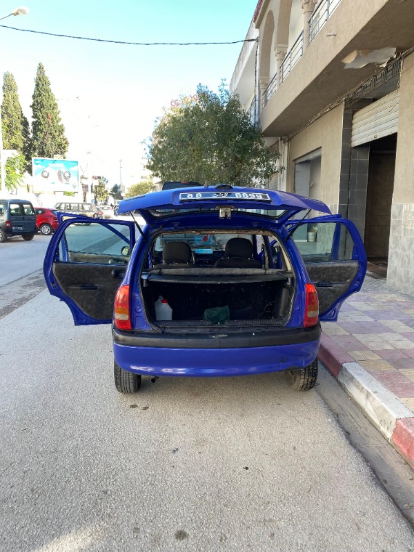 Opel Corsa Essence 1999 à Nabeul - Photo 3