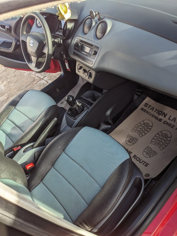 Seat Ibiza Essence 2015 à Monastir - Photo 3