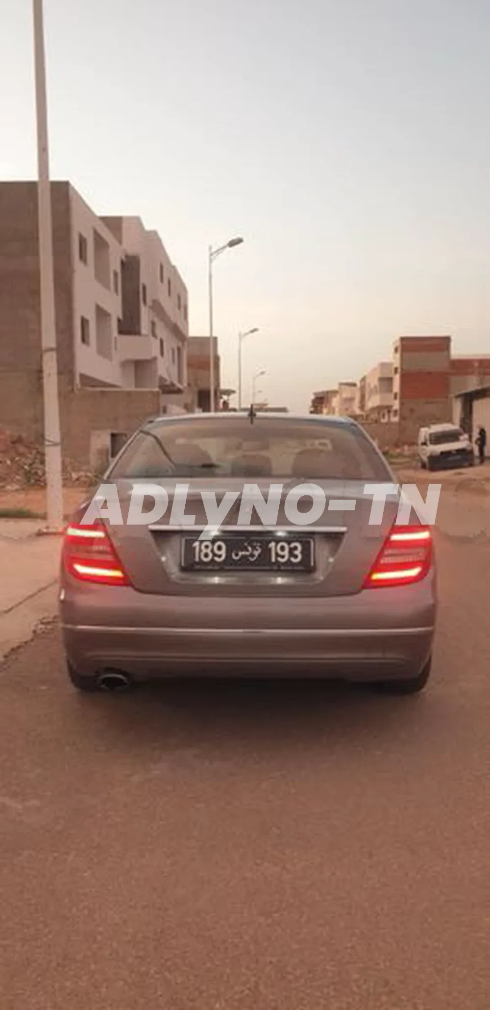 Mercedes benz c220 à Sfax - Photo 9