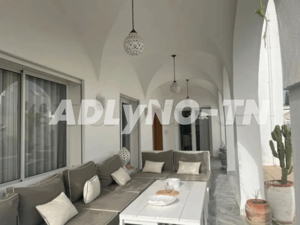 A vendre à Hammamet une villa S+4 située dans un quartier résidentiel et calme à Nabeul - Photo 9