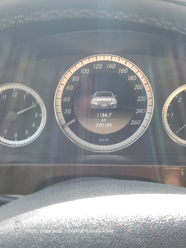 Mercedes Classe E Diesel 2012 à Tunis - Photo 5