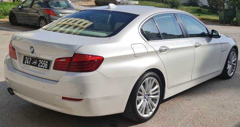 Bmw 520 Essence 2013 à Tunis - Photo 2
