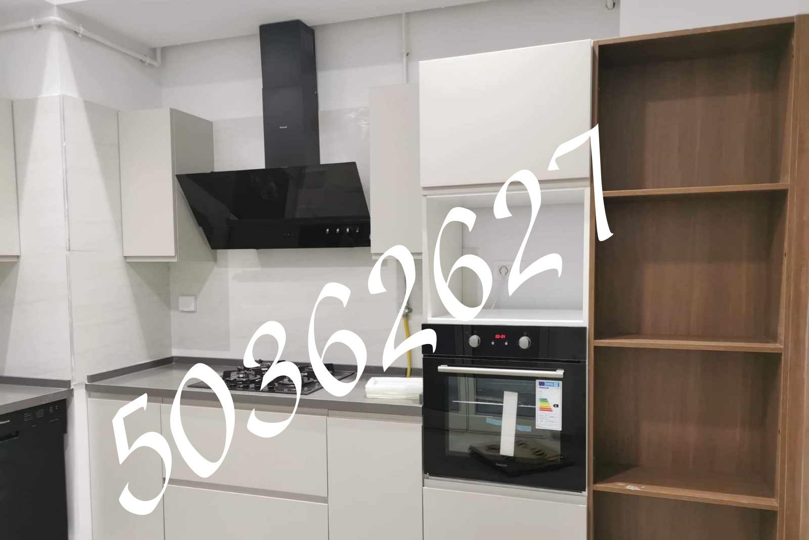  Borj cedria à louer un Appartement haut standing ; Salon + Salle de séjour +3 pièces + 1 salles de bains 