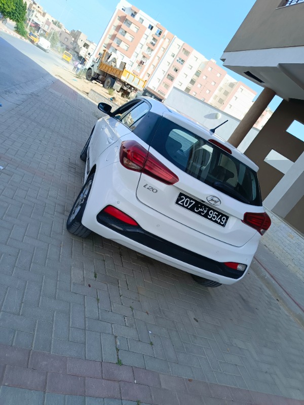 Hyundai I20 Essence 2019 à Ben Arous - Photo 6