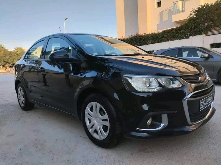 CHEVROLET SONIC PREMIÈRE MAIN EN ÉTAT NEUF à Bizerte - Photo 4