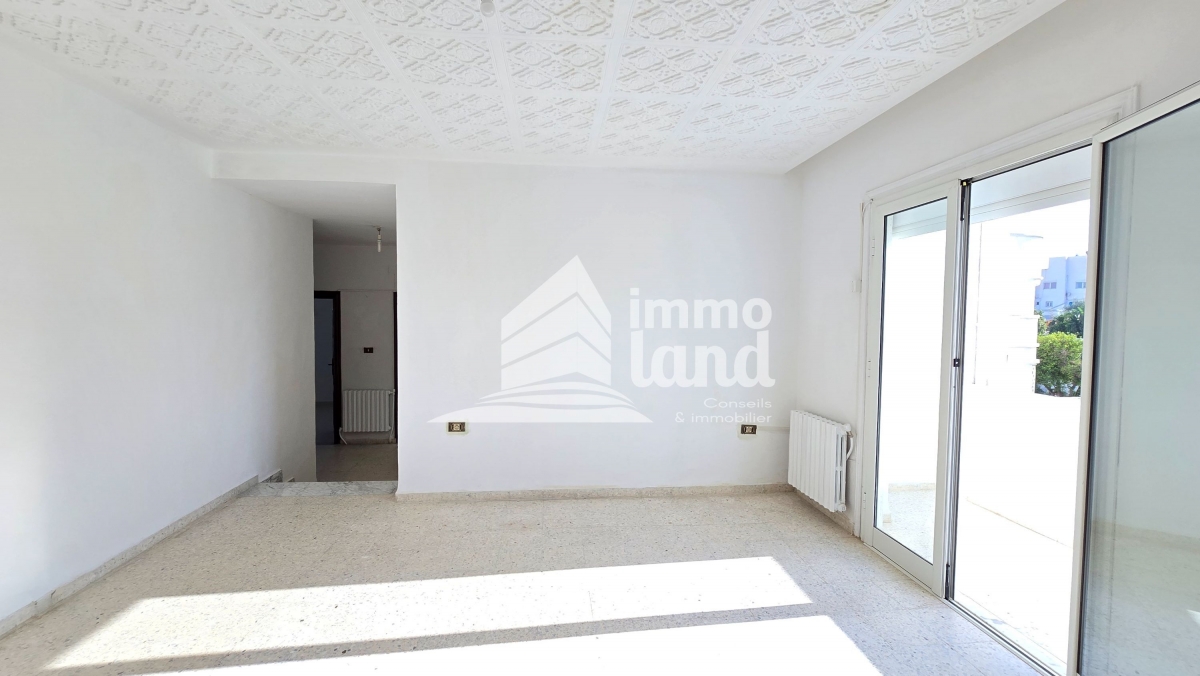    Etage de villa s3 à la m à Tunis - Photo 3
