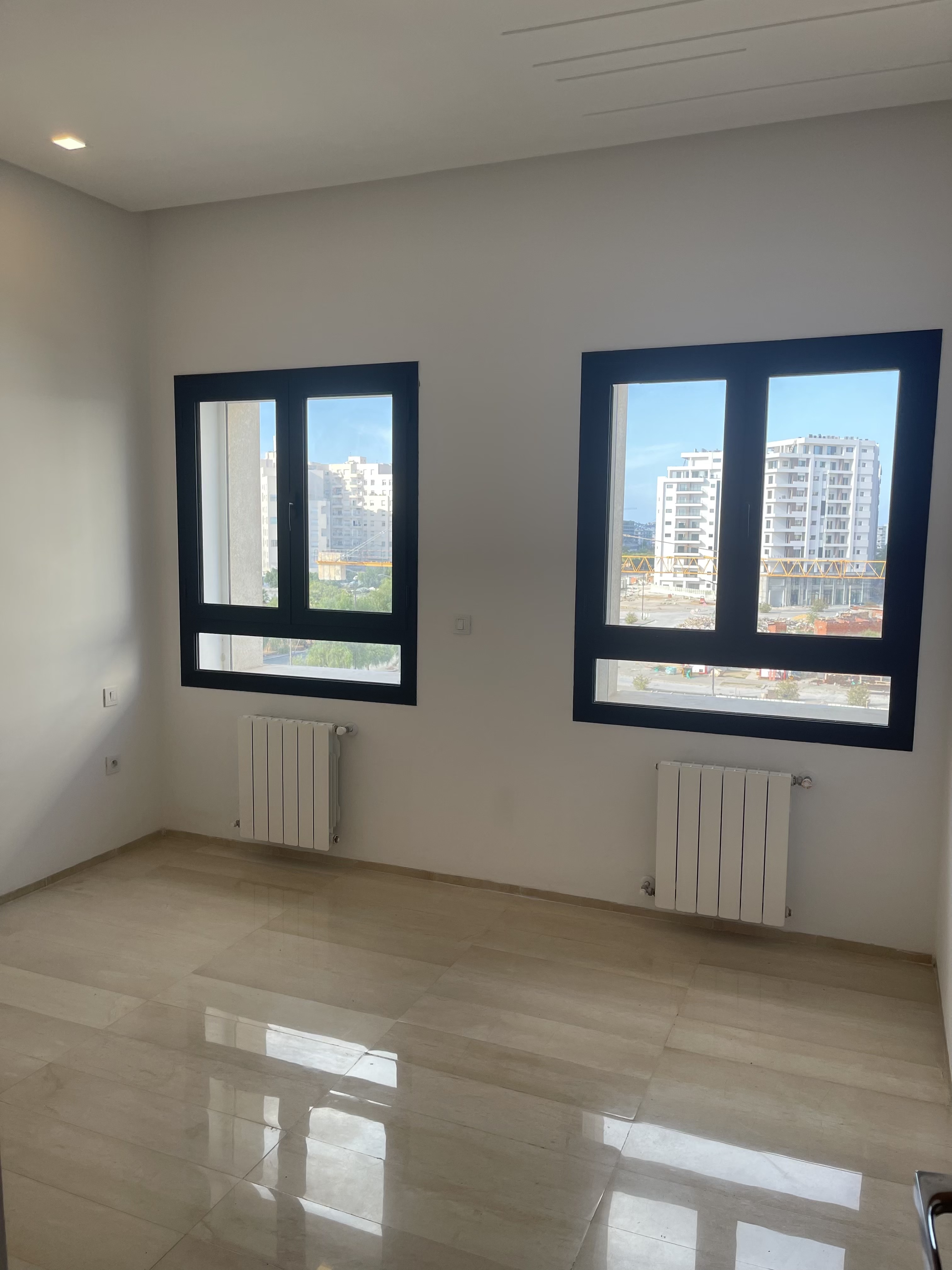    Salon plus une chambre à Tunis - Photo 2