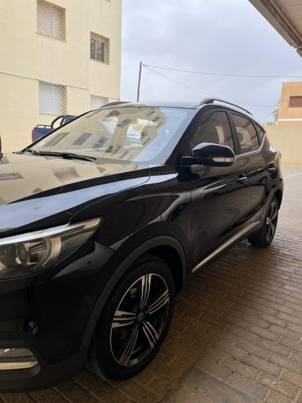 MG Zs Essence 2020 à Tunis - Photo 1