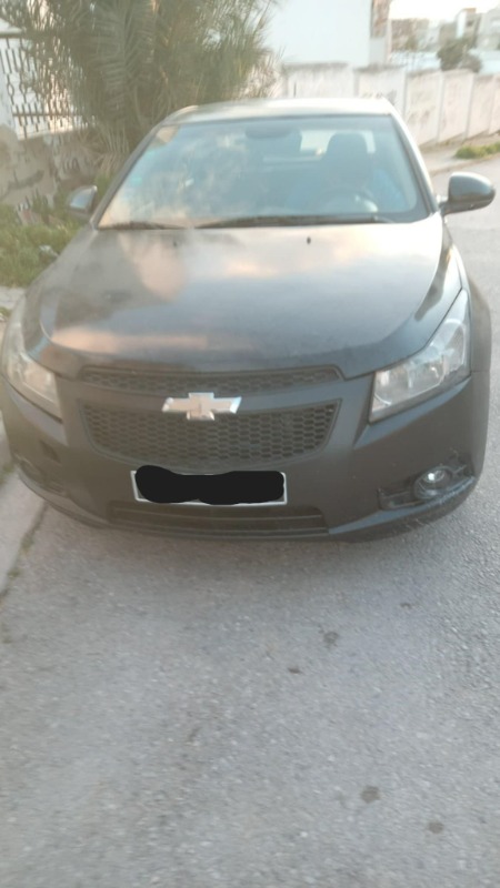 Chevrolet CRUZE Essence 2012 à Tunis - Photo 1
