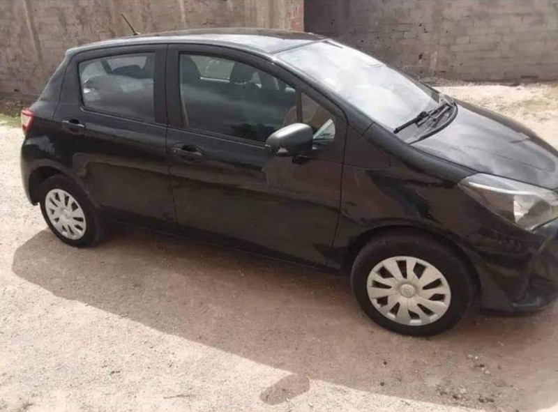 Toyota Yaris Essence 2017 à sousse - Photo 1