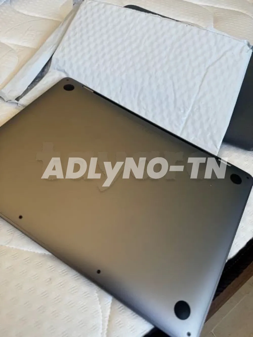 Macbook Pro M1 2020 à Ariana - Photo 2