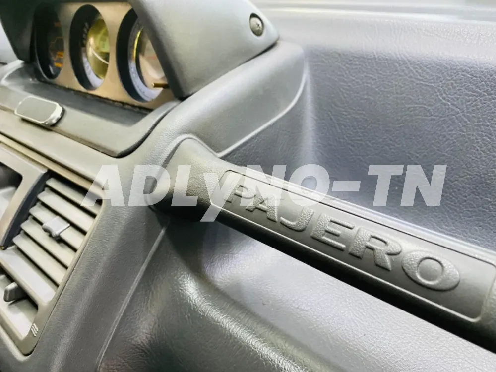 ⚜️ MITSUBISHI PAJERO 2.5⚜️ 〰️ chassis court 〰️ à Ariana - Photo 6