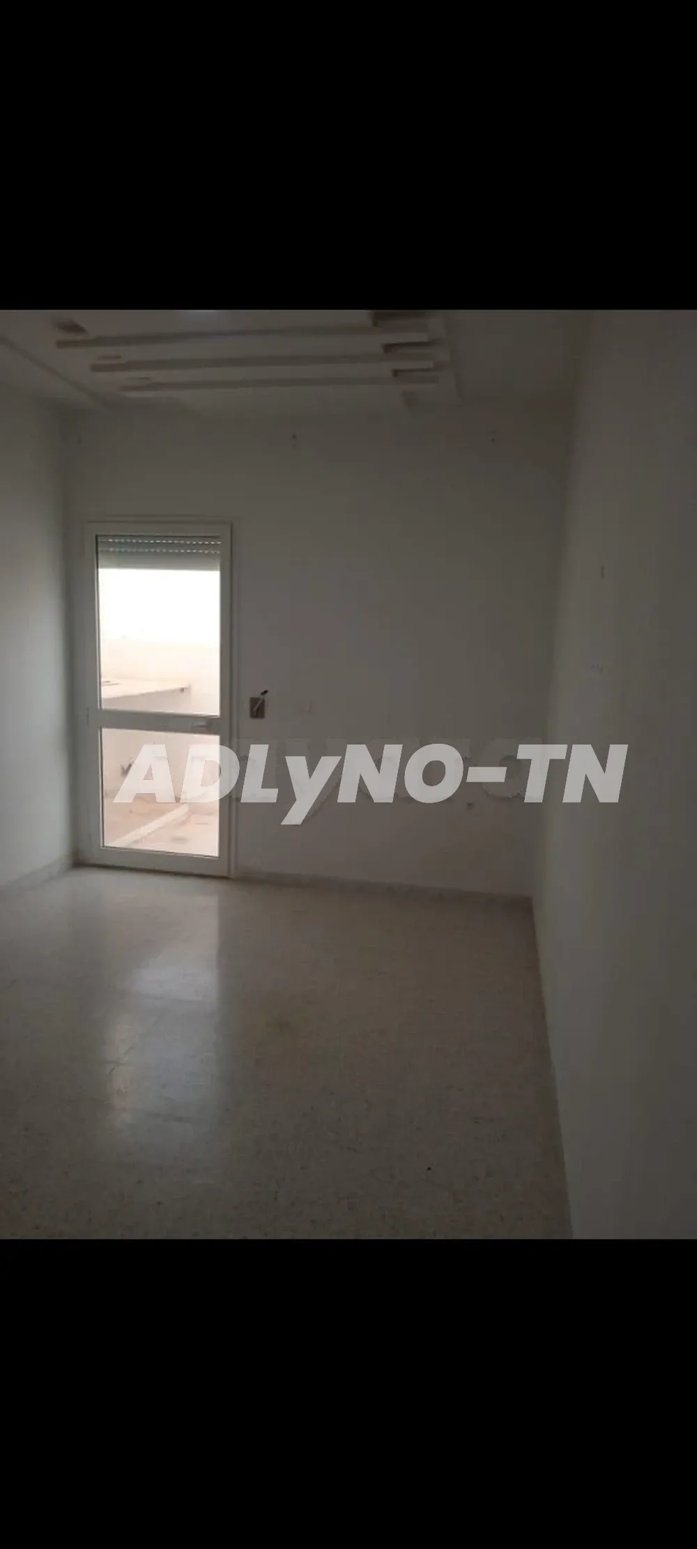  Terrain à Vendre à La Soukra A Partir de 200 m² Contact Direct Propriétaire 