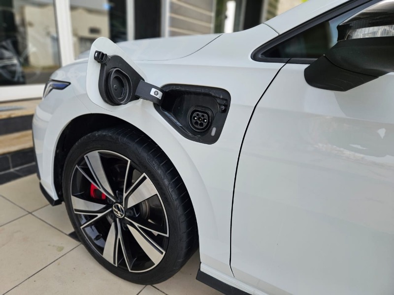 Volkswagen Golf 8 Hybride 2021 à Monastir - Photo 5