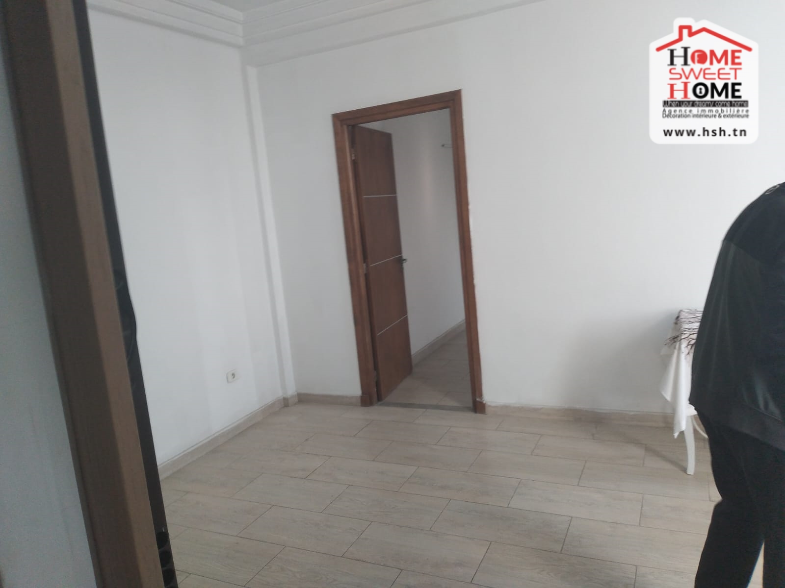     Bureau h2 emibel à m à Tunis - Photo 1