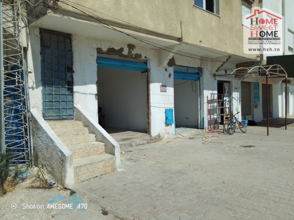  Jardin l' Aouina ét villa 180 m² a louer 