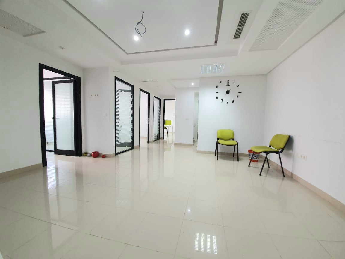    Bureau à montplaisir à Tunis - Photo 1