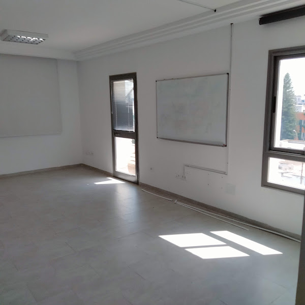    Super bureau hall plus 6 à Tunis - Photo 2