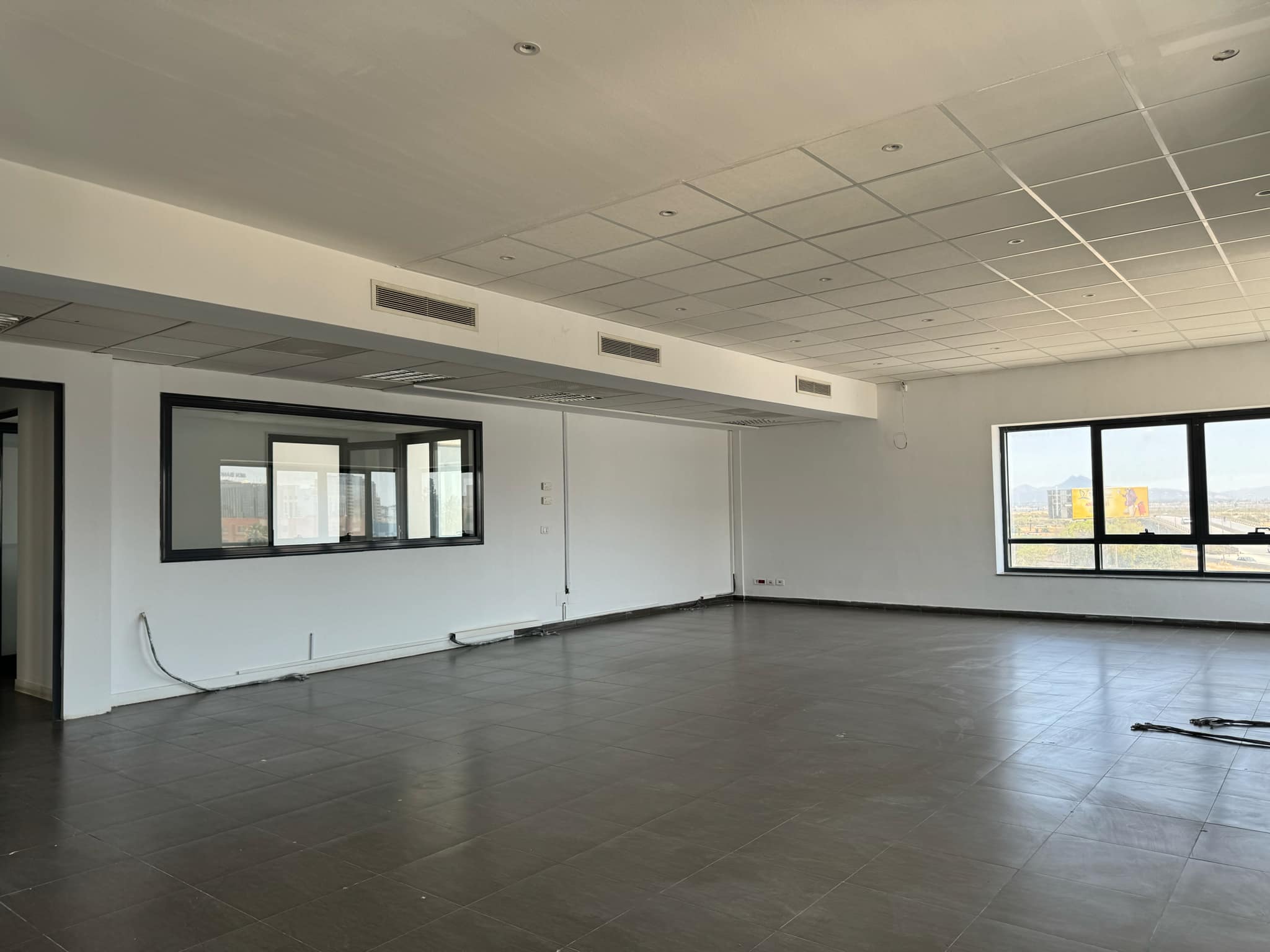    Super bureau 240 m2 hs à à Tunis - Photo 2