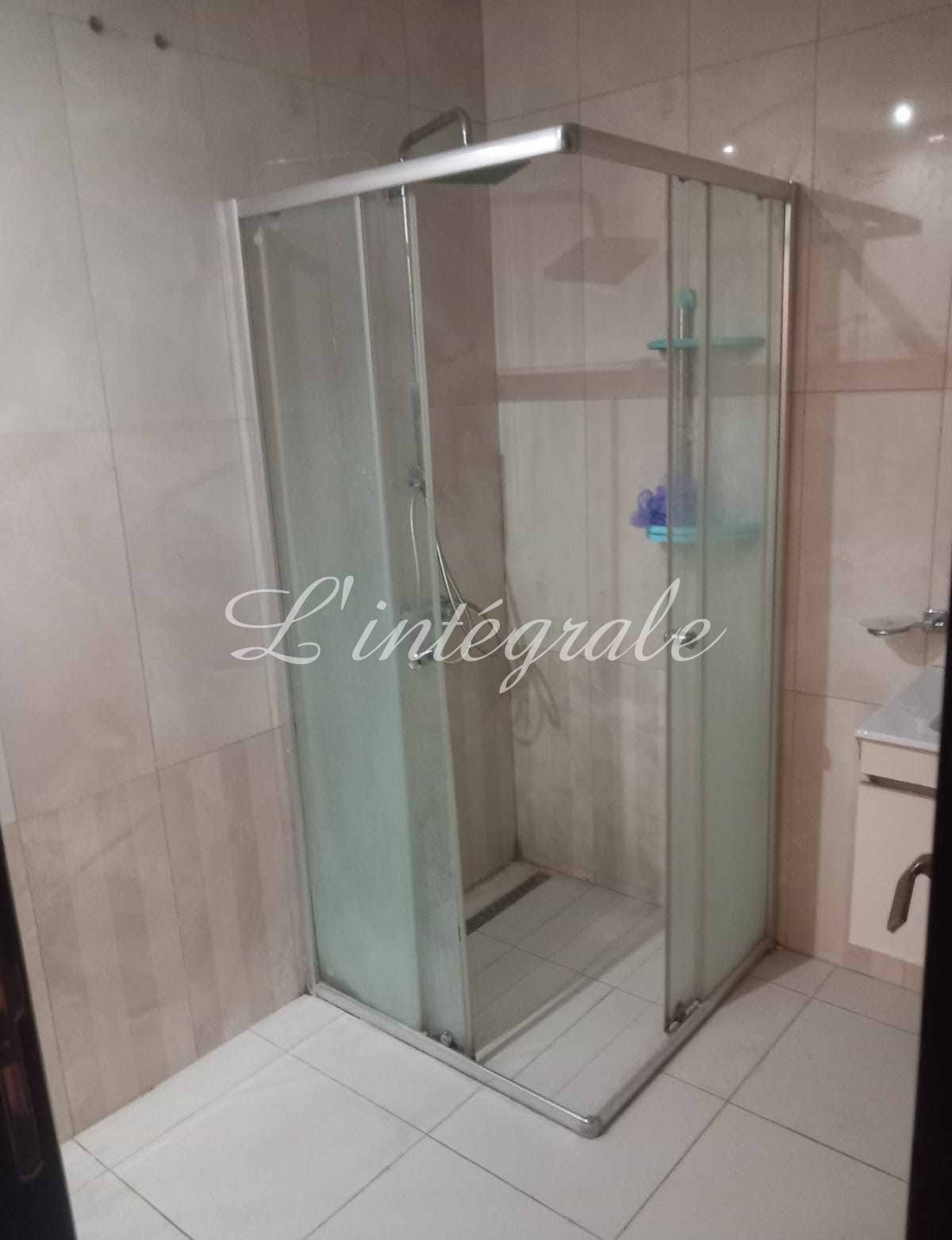    S2 meublé pour courte du à Ariana - Photo 4