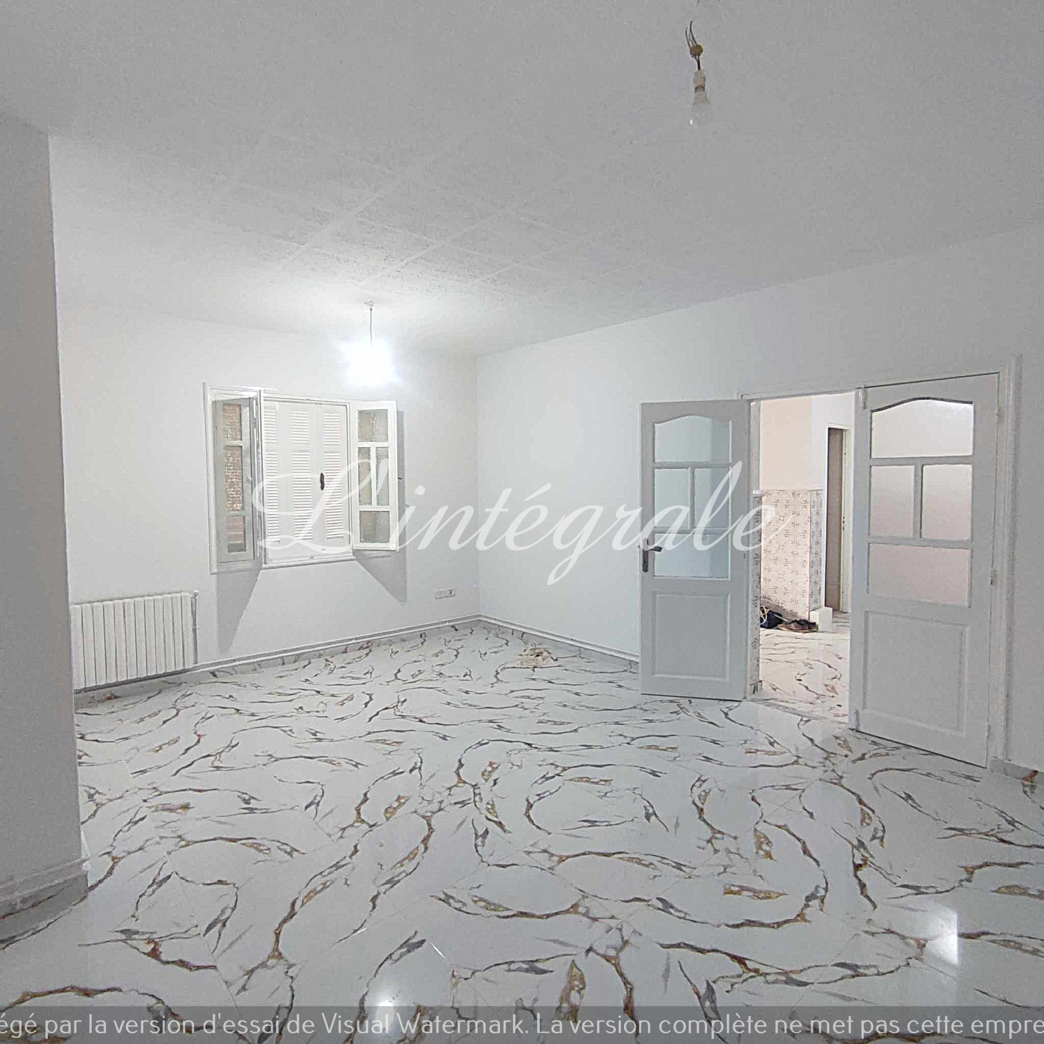    Un réez de chaussée de v à Tunis - Photo 1