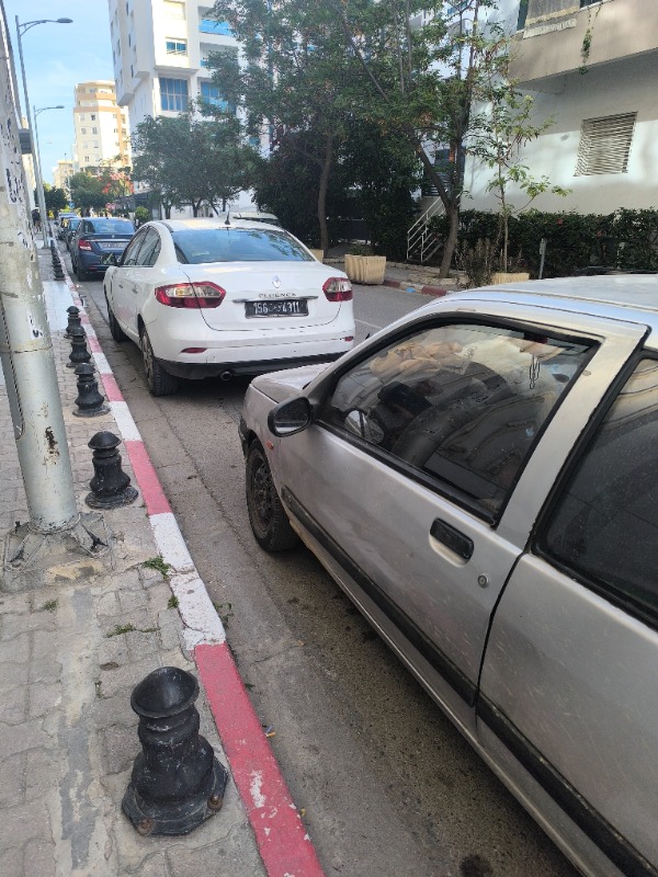 Renault Clio Essence 1993 à Tunis - Photo 2