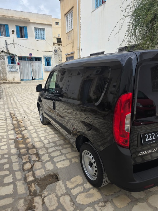 Fiat DOBLO Diesel 2021 à Nabeul - Photo 2
