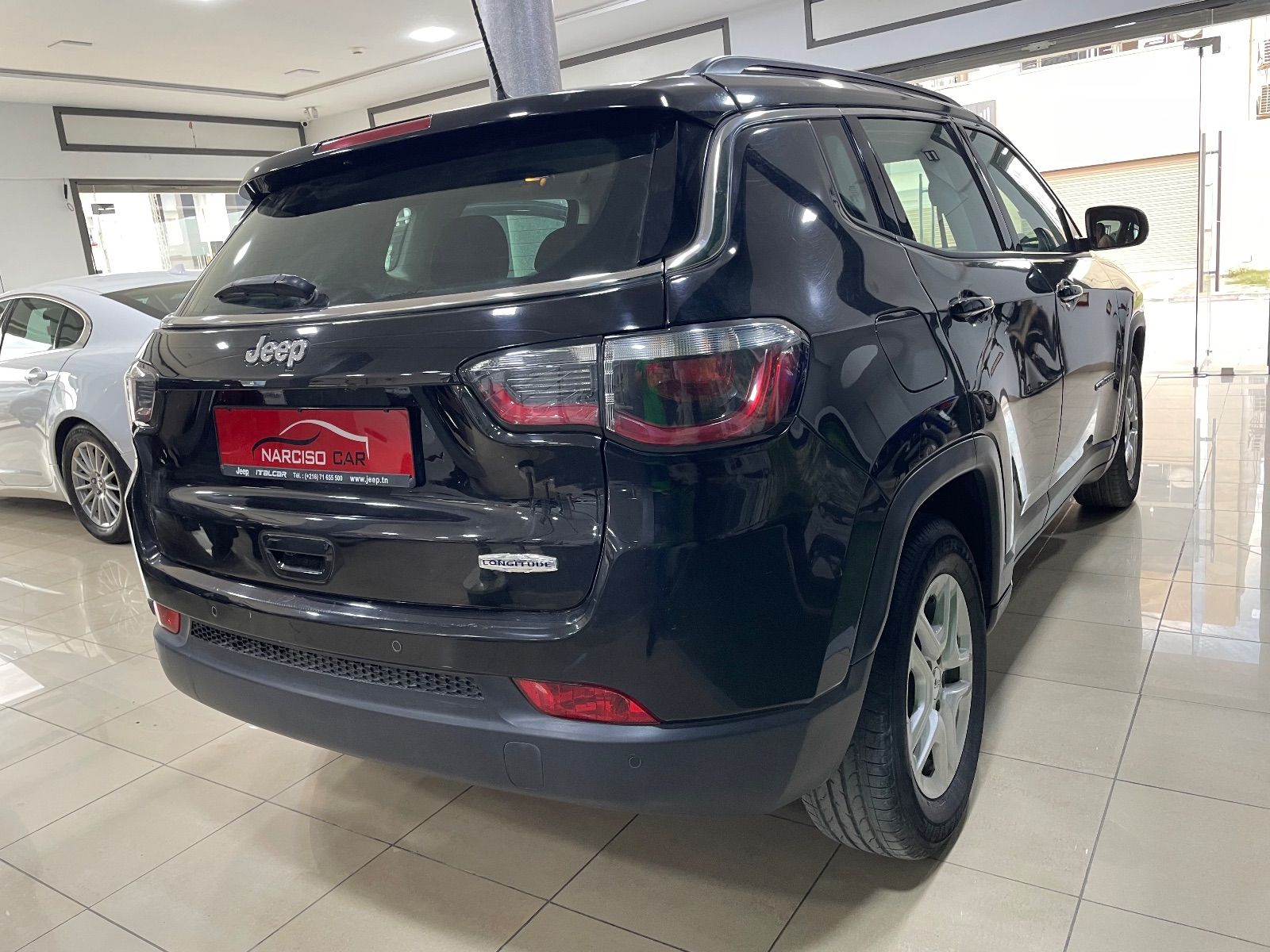 Jeep Compass à Tunis - Photo 4