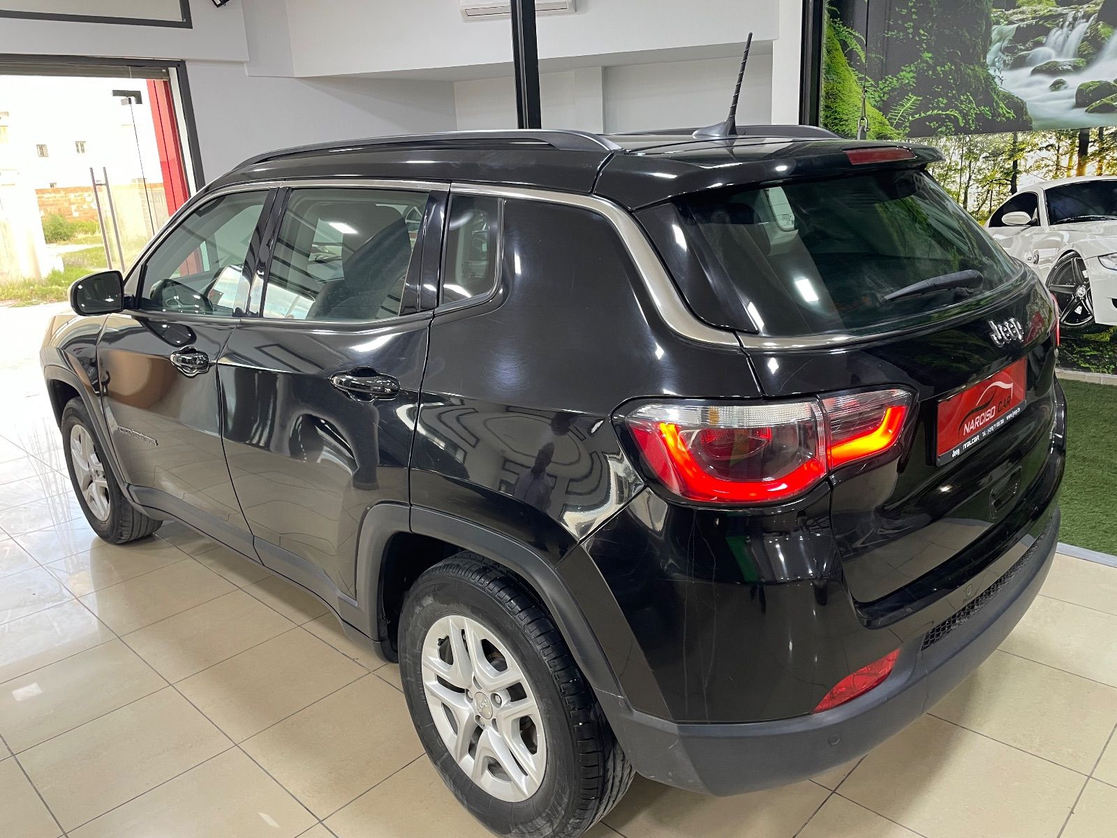 Jeep Compass à Tunis - Photo 6