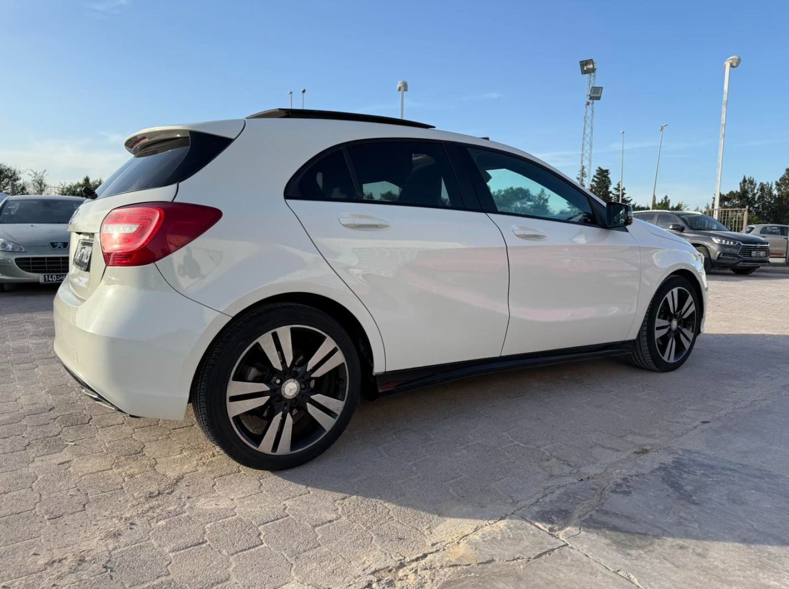Mercedes-Benz Classe A à Ben Arous - Photo 5