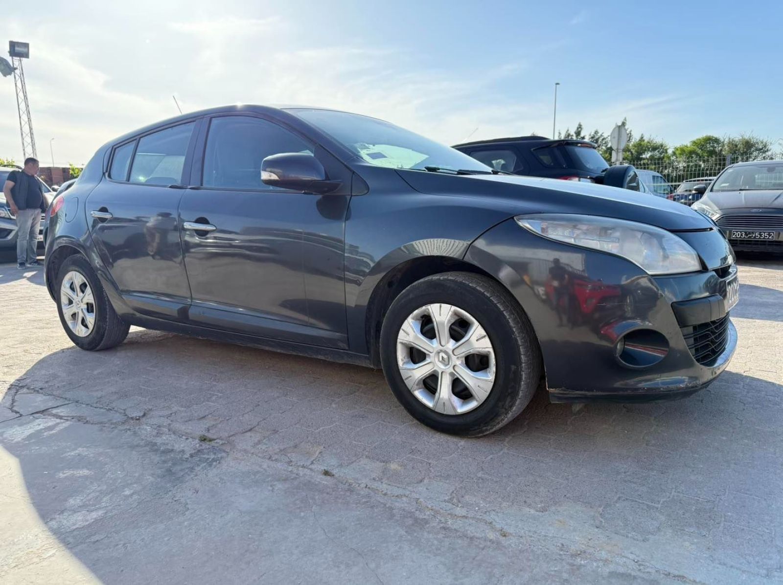 Renault Megane à Ariana - Photo 3